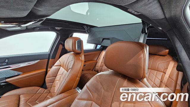 BMW 7-Series 750e xDrive M Sport