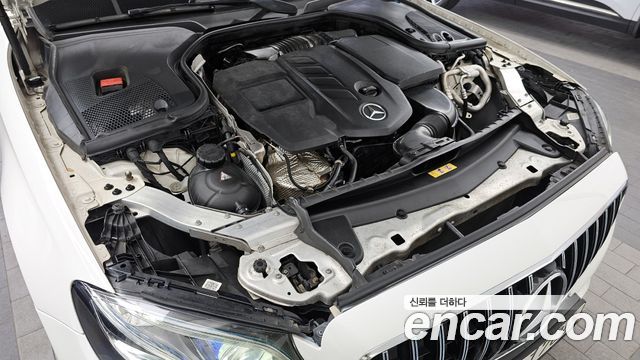 Mercedes-Benz E-Class E220d Avantgarde