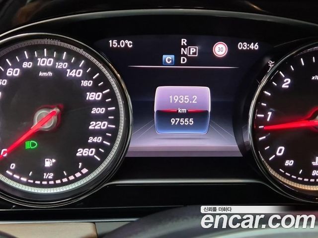 Mercedes-Benz E-Class E220d 4MATIC Exclusive