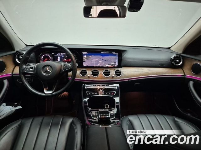 Mercedes-Benz E-Class E220d 4MATIC Exclusive