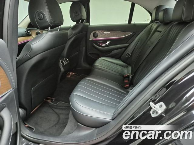 Mercedes-Benz E-Class E220d 4MATIC Exclusive