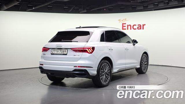 Audi Q3 35 TDI Premium