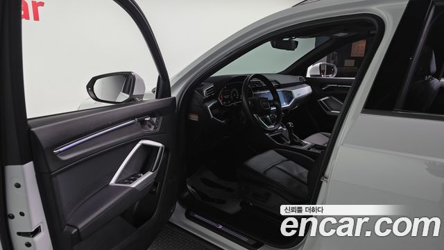 Audi Q3 35 TDI Premium
