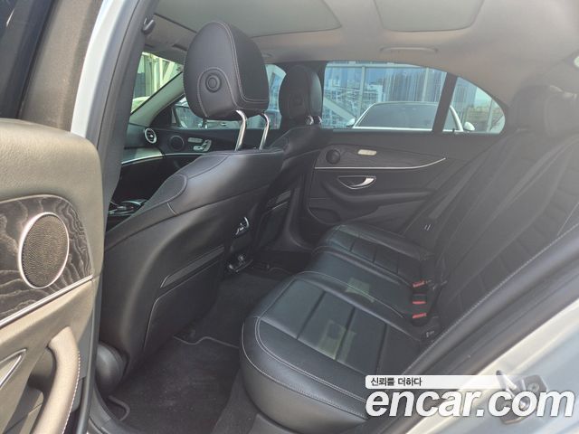 Mercedes-Benz E-Class E300 Avantgarde