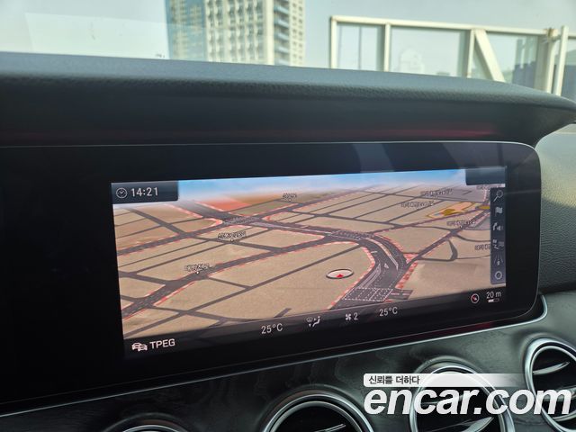 Mercedes-Benz E-Class E300 Avantgarde