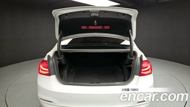 BMW 3-Series 320d