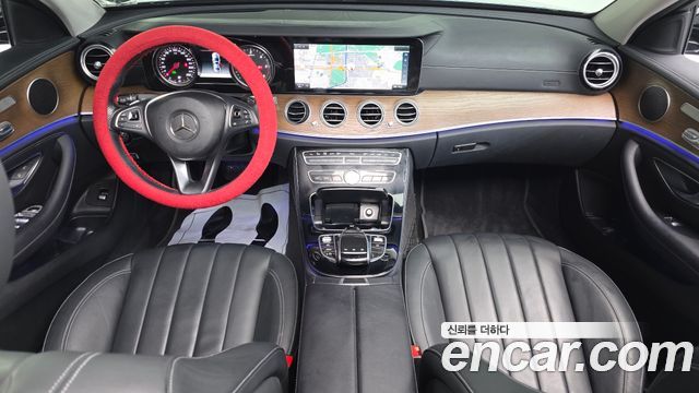 Mercedes-Benz E-Class E220d Exclusive