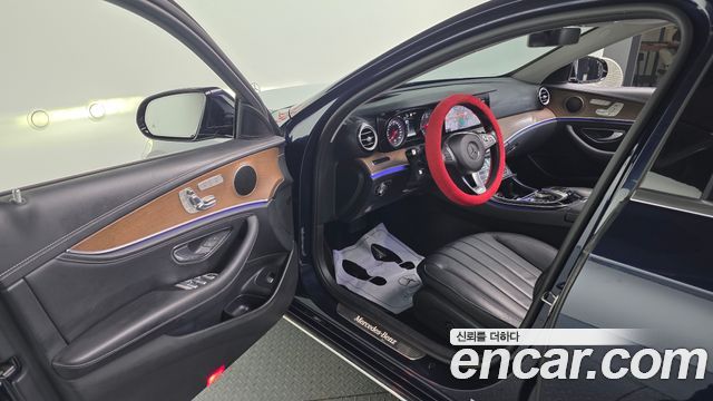 Mercedes-Benz E-Class E220d Exclusive