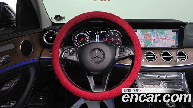 Mercedes-Benz E-Class E220d Exclusive