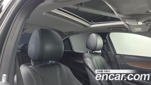 Mercedes-Benz E-Class E220d Exclusive
