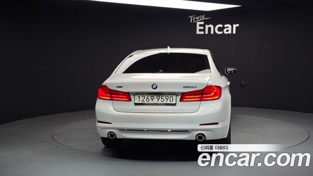 BMW 5-Series 520d Luxury Plus