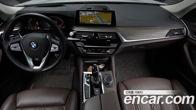 BMW 5-Series 520d Luxury Plus
