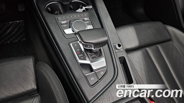 Audi A4 40 TFSI Premium