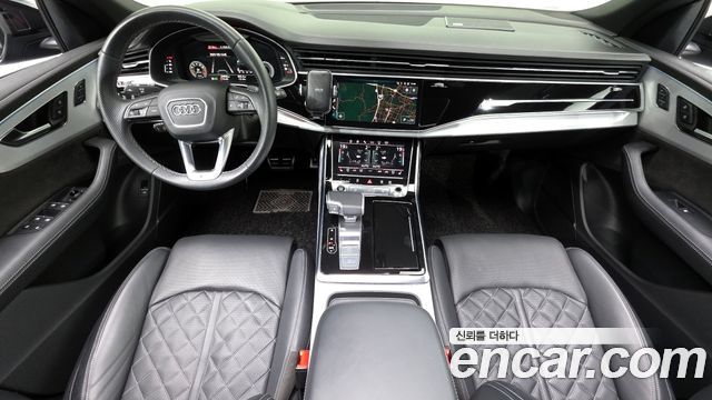 Audi Q8 55 TFSI Quattro Premium