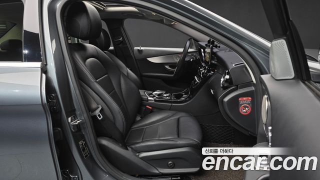 Mercedes-Benz C-Class C200 Avantgarde