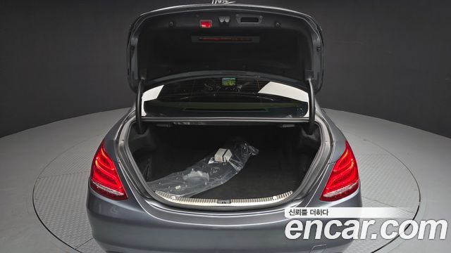 Mercedes-Benz C-Class C200 Avantgarde