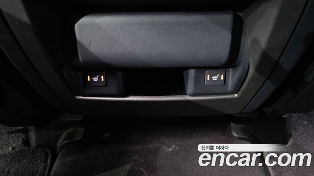 Land Rover Discovery 3.0 SDV6 SE