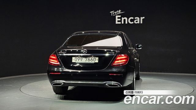 Mercedes-Benz E-Class E220d 4MATIC Exclusive