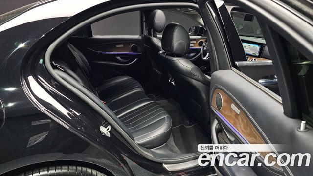 Mercedes-Benz E-Class E220d 4MATIC Exclusive