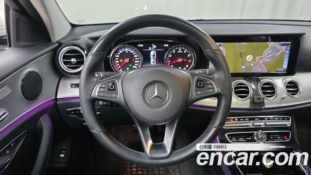 Mercedes-Benz E-Class E200 Avantgarde