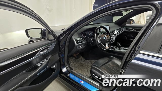 BMW 7-Series 740Li xDrive M Sport Package