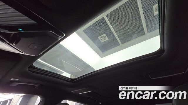 BMW 7-Series 740Li xDrive M Sport Package