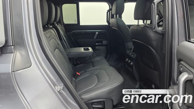 Land Rover Defender 130 P400 Outbound