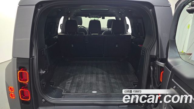 Land Rover Defender 130 P400 Outbound