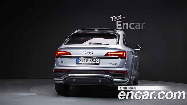 Audi Q5 45 TFSI Quattro Premium Sportback