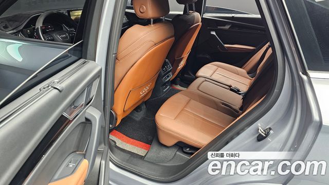 Audi Q5 45 TFSI Quattro Premium Sportback