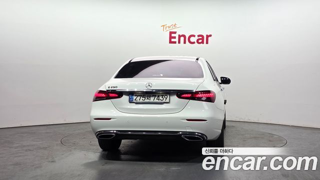 Mercedes-Benz E-Class E250 Avantgarde
