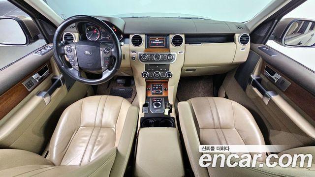 Land Rover Discovery 3.0 SDV6 SE