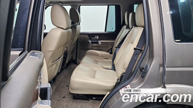 Land Rover Discovery 3.0 SDV6 SE