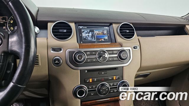 Land Rover Discovery 3.0 SDV6 SE
