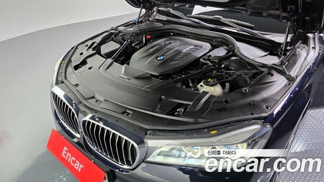BMW 7-Series 730d xDrive M Sport