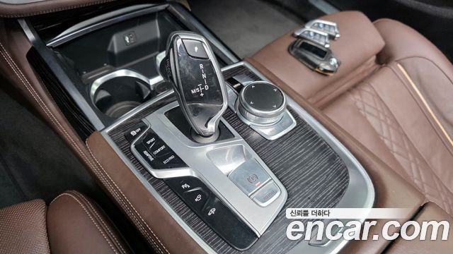 BMW 7-Series 730d xDrive M Sport
