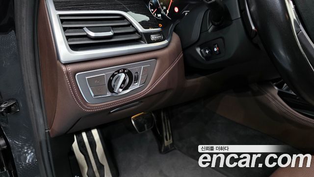 BMW 7-Series 730d xDrive M Sport
