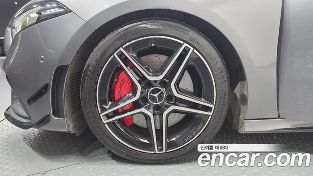 Mercedes-Benz A-Class AMG A35 4MATIC Sedan