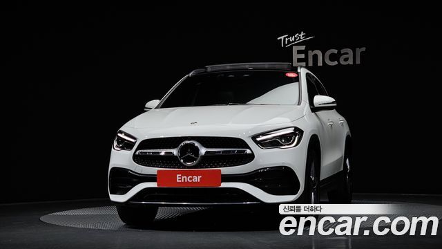 Mercedes-Benz GLA-Class GLA250 4MATIC