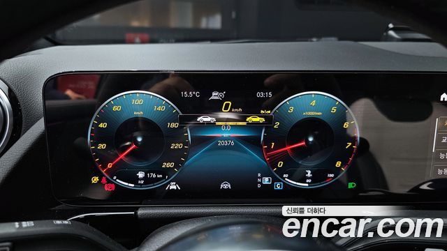 Mercedes-Benz GLA-Class GLA250 4MATIC