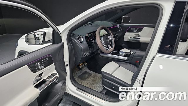 Mercedes-Benz GLA-Class GLA250 4MATIC