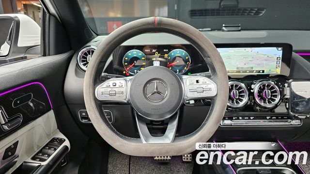Mercedes-Benz GLA-Class GLA250 4MATIC