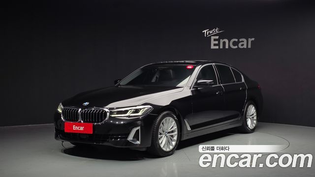 BMW 5-Series 530i Luxury