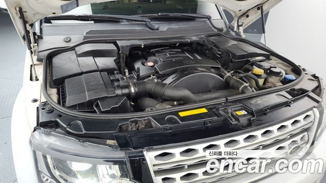 Land Rover Discovery 3.0 SDV6 HSE