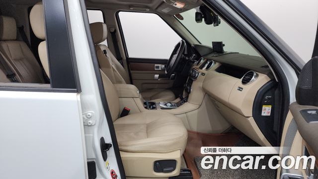 Land Rover Discovery 3.0 SDV6 HSE