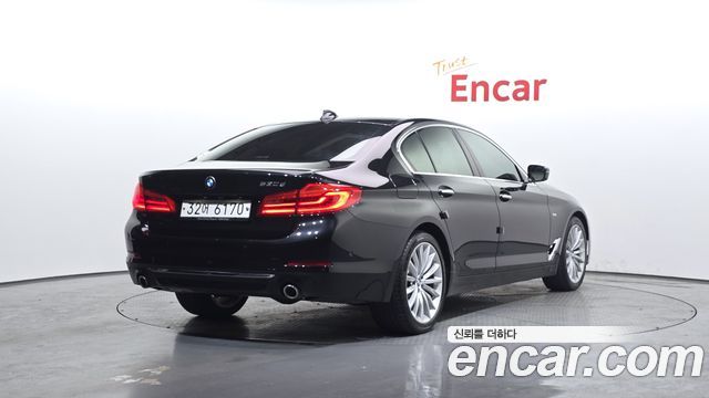 BMW 5-Series 530d Luxury Plus