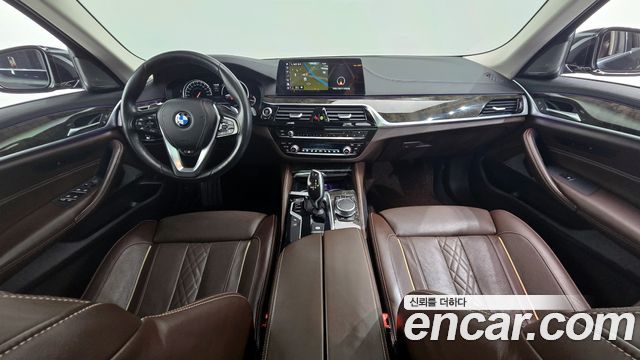 BMW 5-Series 530d Luxury Plus