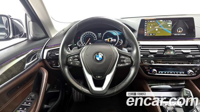 BMW 5-Series 530d Luxury Plus