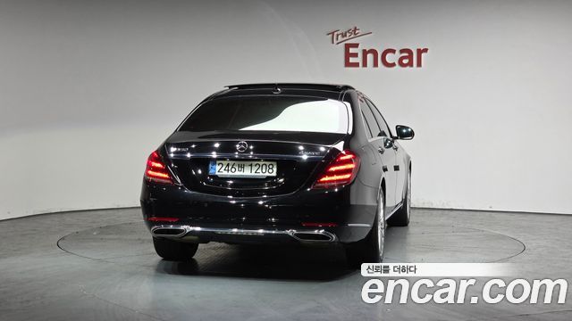 Mercedes-Benz S-Class S350L