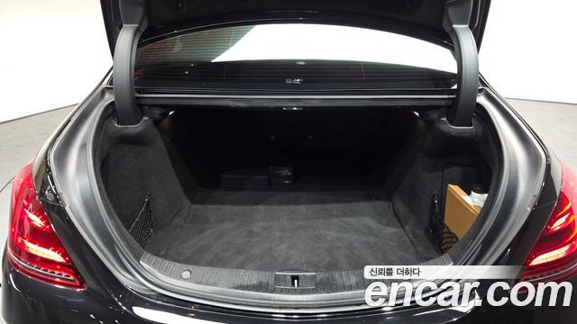 Mercedes-Benz S-Class S350L